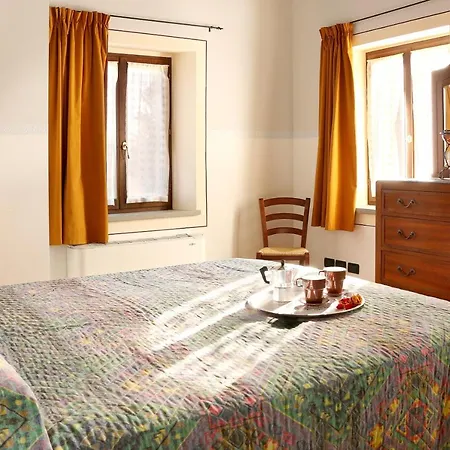 Spacious In Montecarotto With Mountain View And Pool * Casa Vici