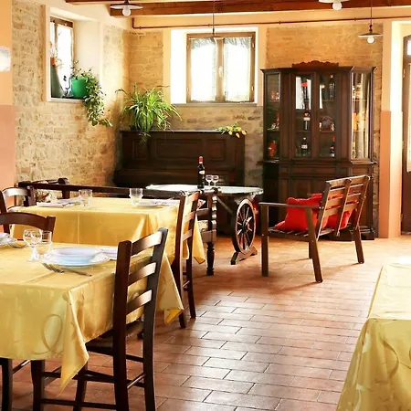 Villa Spacious In Montecarotto With Mountain View And Pool Casa Vici