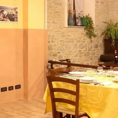Spacious In Montecarotto With Mountain View And Pool Casa Vici