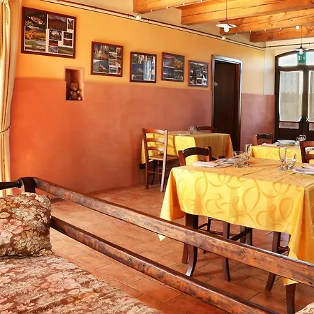 Spacious In Montecarotto With Mountain View And Pool Villa *