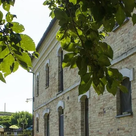 Spacious In Montecarotto With Mountain View And Pool Villa