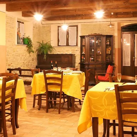 Villa Spacious In Montecarotto With Mountain View And Pool *