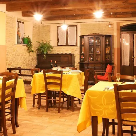 Villa Spacious In Montecarotto With Mountain View And Pool *